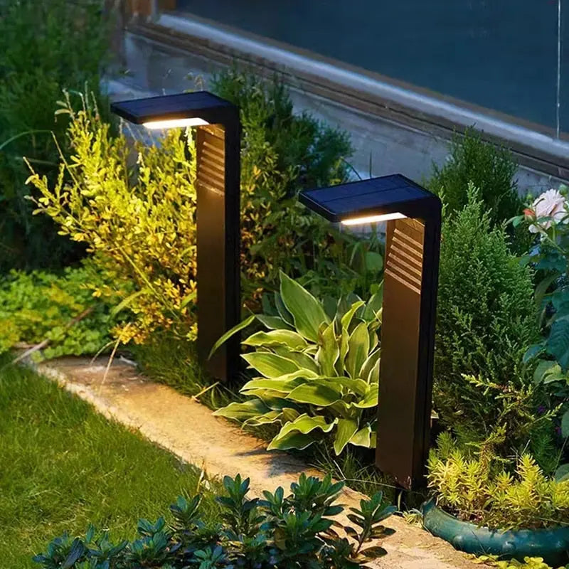 Tessa Bollard Solar Pathway Lights Seus Lighting